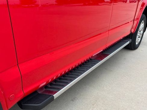 Used 2018 Ford F150 Lariat w/ Equipment Group 502A Luxury AWD/4WD image 14