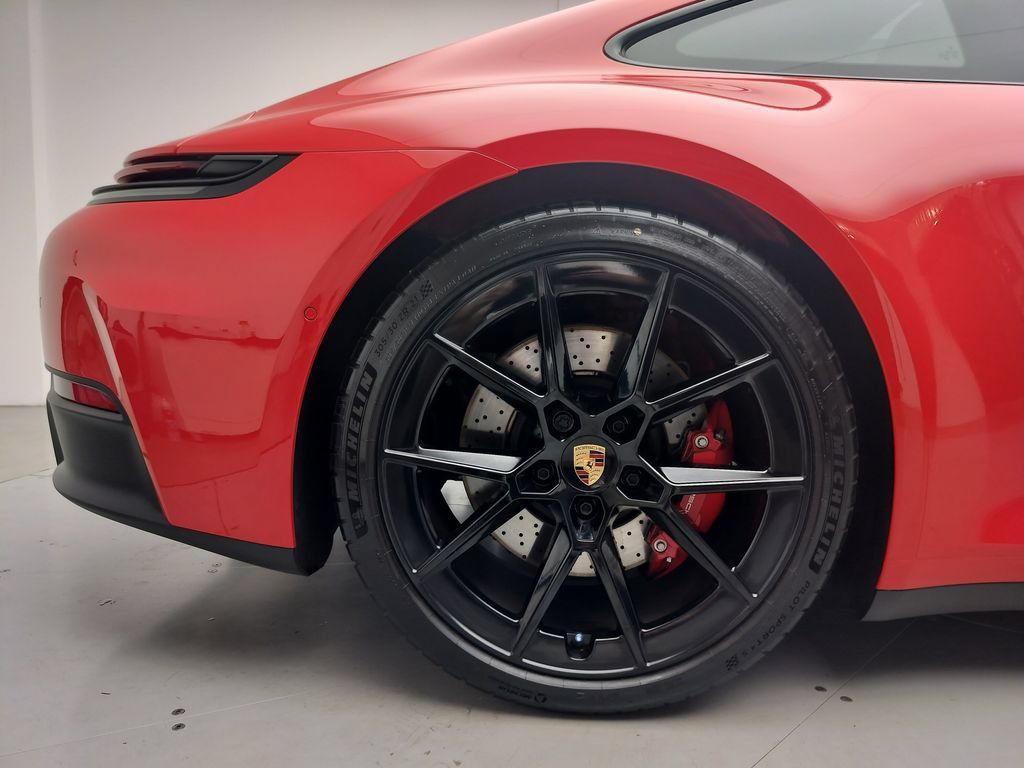 Certified 2026 Porsche 911 Carrera 4S w/ Premium Package AWD/4WD image 28