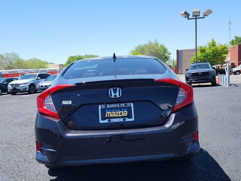 Used 2018 Honda Civic EX-T image 7