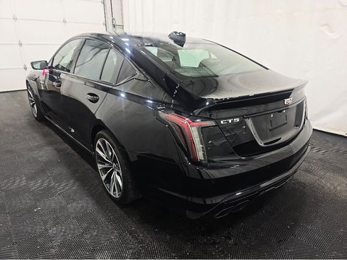 Used 2026 Cadillac CT5 V Blackwing w/ Precision Package RWD image 4