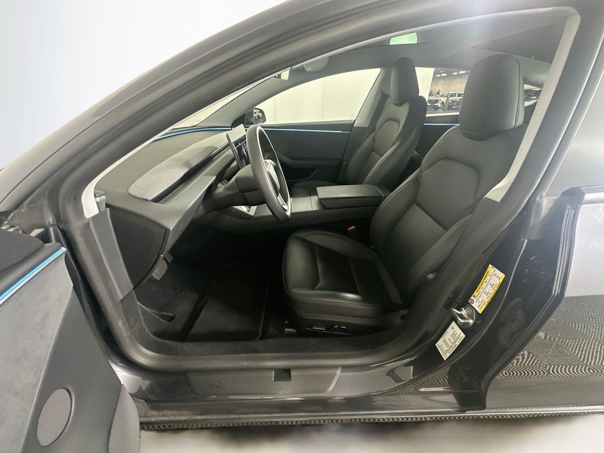 Used 2025 Tesla Model 3 Long Range AWD/4WD image 13