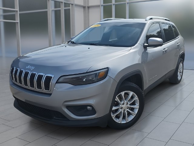 Used 2019 Jeep Cherokee Latitude w/ Popular Appearance Group AWD/4WD image 1