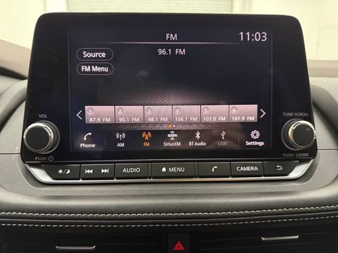 Used 2022 Nissan Rogue SL FWD image 17