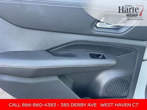 Certified 2023 Nissan Ariya FWD image 26