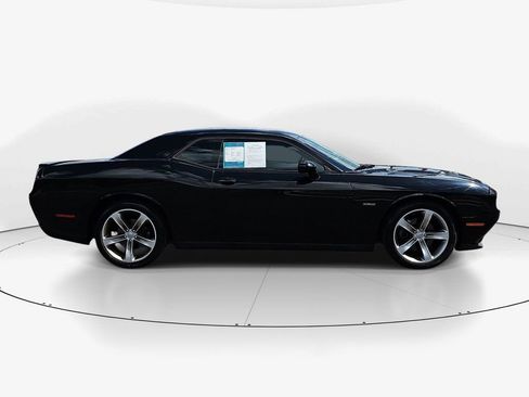 Used 2016 Dodge Challenger R/T RWD image 5
