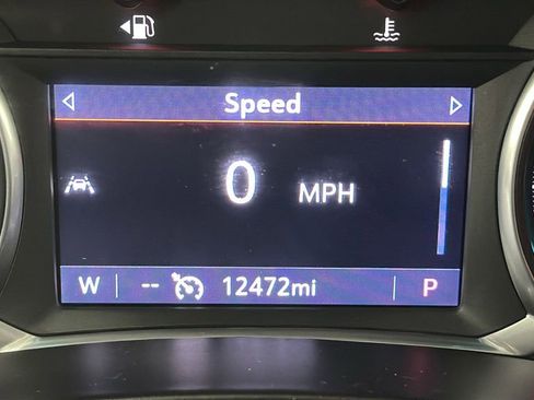 Used 2020 Chevrolet Equinox Premier image 13