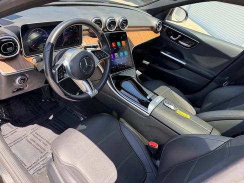 Used 2025 Mercedes-Benz C 300 Sedan image 2