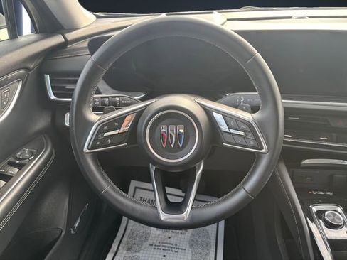 Used 2025 Buick Envision Preferred image 12