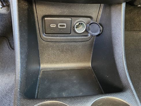 Used 2020 Chevrolet Spark LT image 21