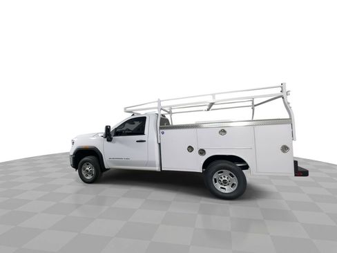 New 2025 GMC Sierra 2500 Pro w/ Convenience Package RWD image 5