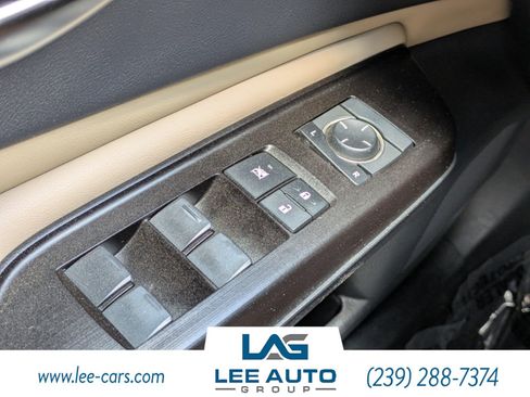 Used 2019 Lexus ES 350 w/ Accessory Package 2 FWD image 19