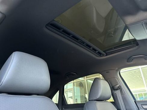 Certified 2021 Volkswagen Passat 2.0T R-Line image 16