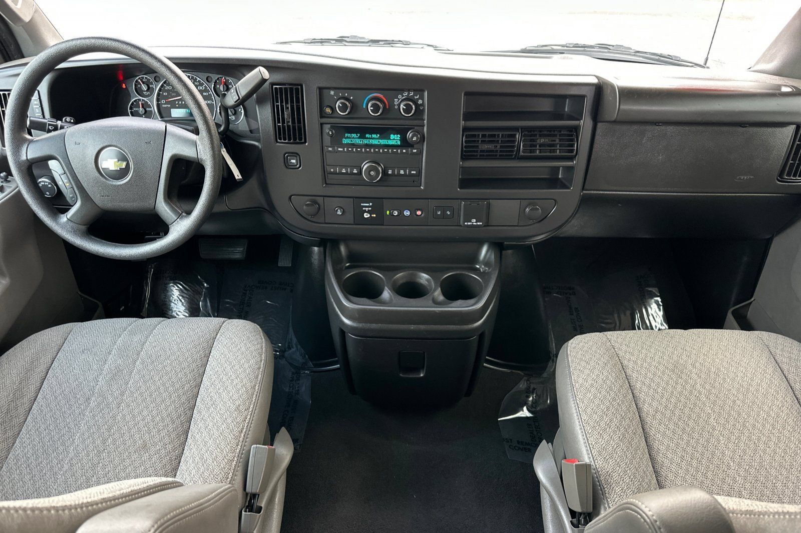 Certified 2024 Chevrolet Express 3500 LT w/ LT Preferred Equipment Group RWD image 15