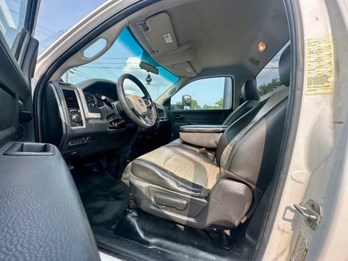 Used 2011 RAM 3500 ST w/ ST Decor Group RWD image 5