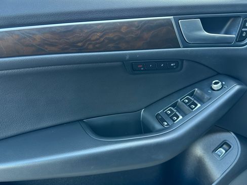 Used 2017 Audi Q5 2.0T Premium Plus w/ Technology Package image 11