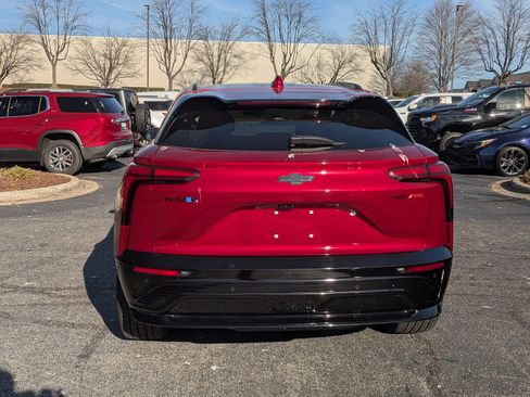 Certified 2024 Chevrolet Blazer EV RS image 8