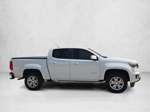 Used 2018 Chevrolet Colorado LT w/ LT Convenience Package RWD image 4