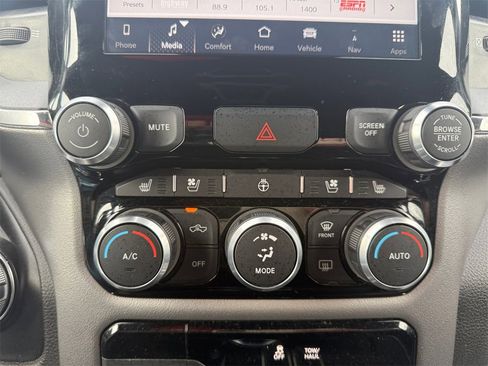 Used 2024 RAM 1500 Laramie image 29