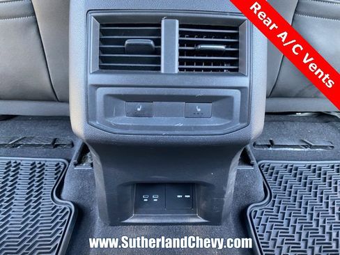 Used 2023 Volkswagen Atlas Cross Sport SEL Premium R-Line image 46