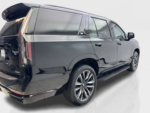 Used 2023 Cadillac Escalade Sport AWD/4WD image 13