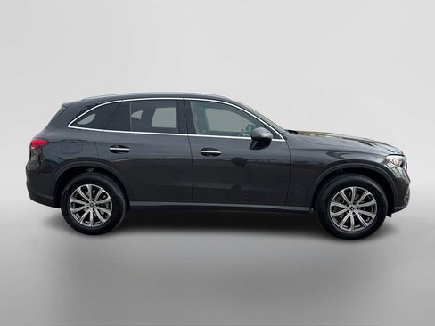 Certified 2025 Mercedes-Benz GLC 300 image 6