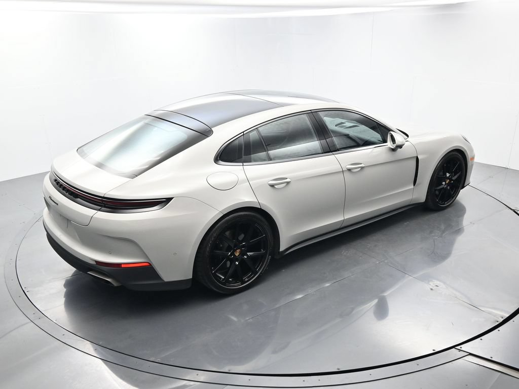 Certified 2025 Porsche Panamera RWD image 40