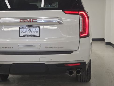 Used 2021 GMC Yukon XL Denali w/ Denali Premium Package AWD/4WD image 52