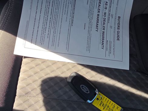 Used 2022 Ford Escape SE w/ Cold Weather Package image 6