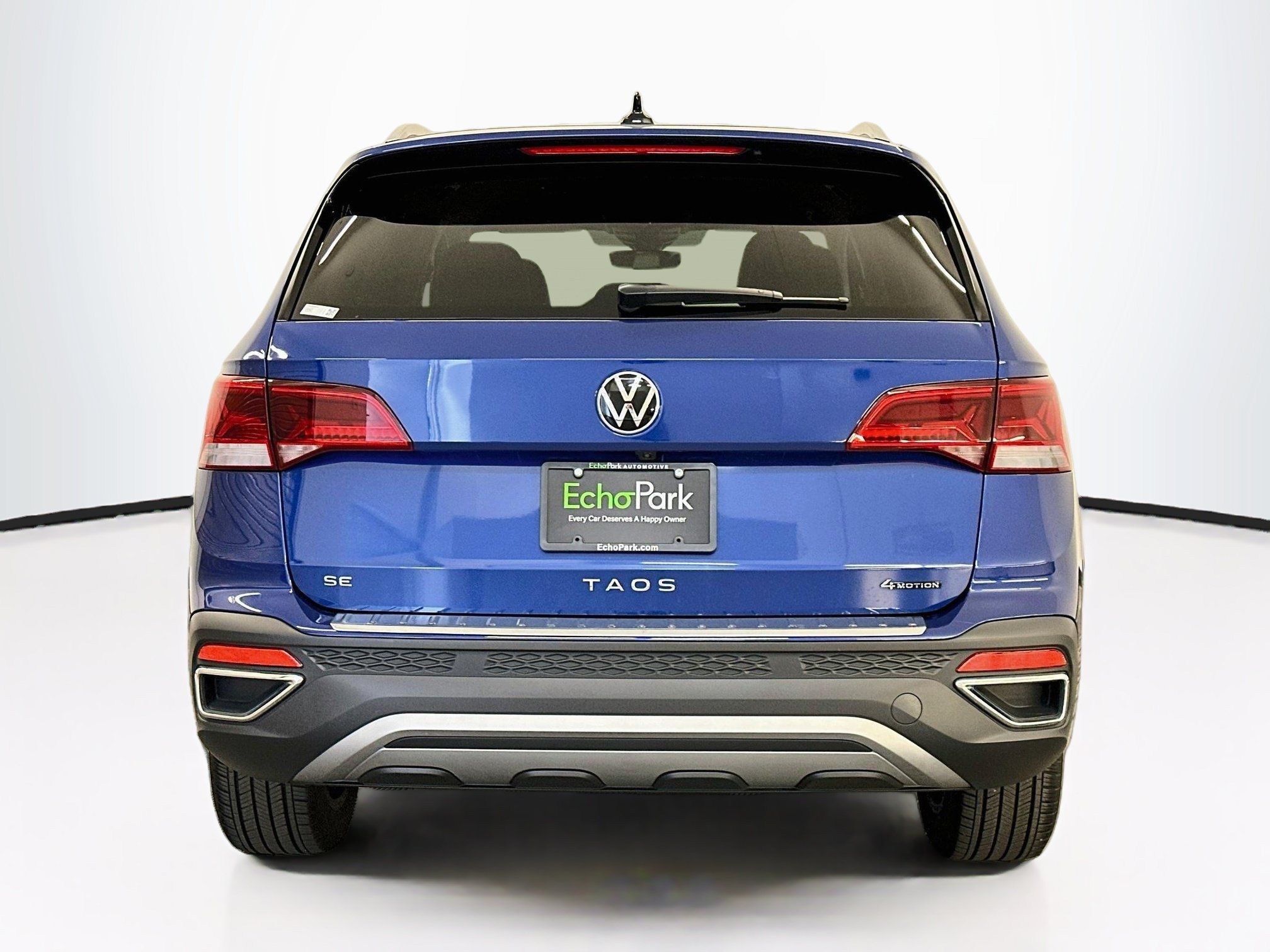Used 2023 Volkswagen Taos SE AWD/4WD image 7