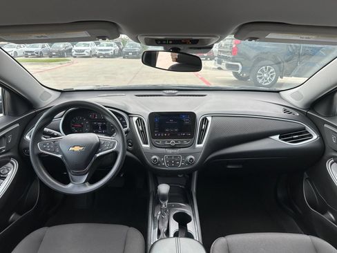 Used 2023 Chevrolet Malibu LT FWD image 10