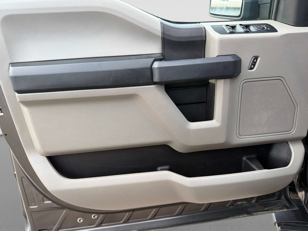 Used 2019 Ford F150 XL w/ Equipment Group 101A Mid AWD/4WD image 18