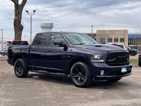 Used 2018 RAM 1500 Sport image 2