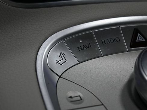 Used 2015 Mercedes-Benz S 550 Sedan image 30