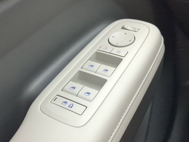 Used 2024 Hyundai Santa Fe SEL FWD image 23