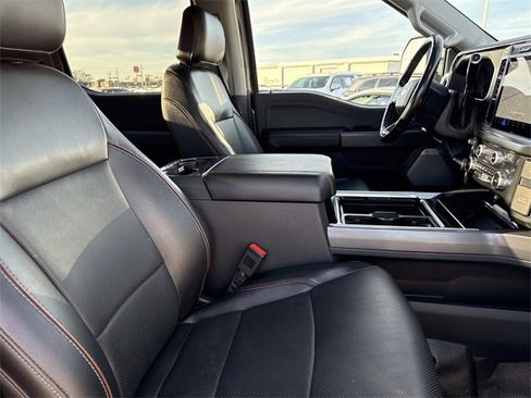 Used 2023 Ford F350 Lariat w/ Chrome Package image 18