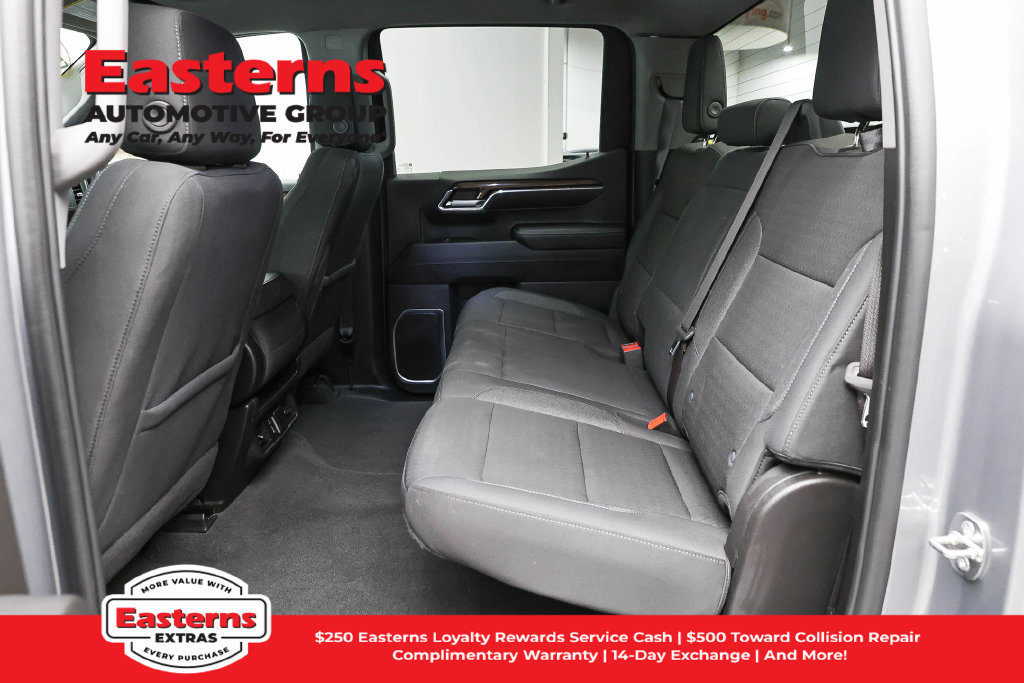 Used 2024 Chevrolet Silverado 1500 LT AWD/4WD image 24