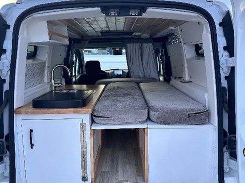 Used 2020 Ford Transit Connect XLT w/ Trailer Tow Package image 10