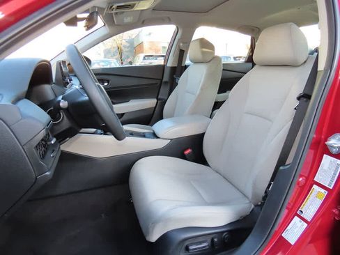 Certified 2024 Honda Accord EX image 11