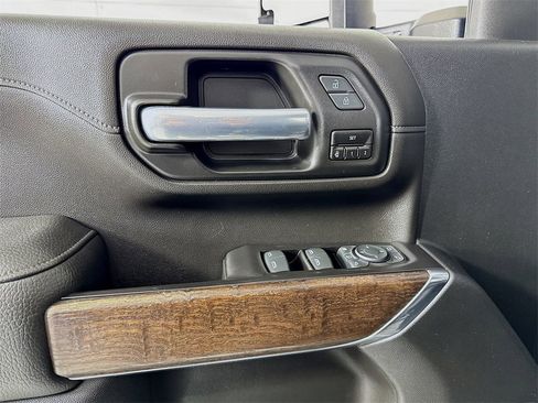 Used 2020 GMC Sierra 3500 Denali w/ Denali Ultimate Package image 15
