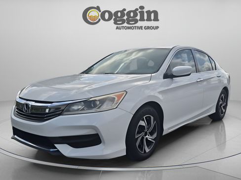 Used 2016 Honda Accord LX image 2