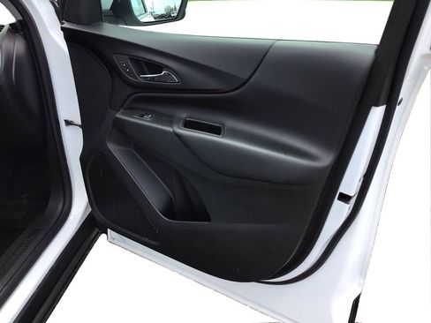 Used 2022 Chevrolet Equinox LT AWD/4WD image 21