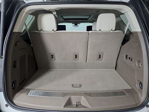 Used 2021 GMC Yukon Denali w/ Denali Premium Package image 34