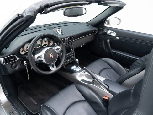 Used 2012 Porsche 911 Carrera 4 GTS image 4