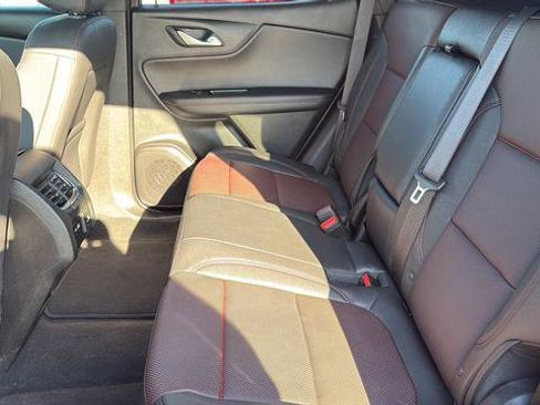 Used 2025 Chevrolet Blazer RS FWD image 22