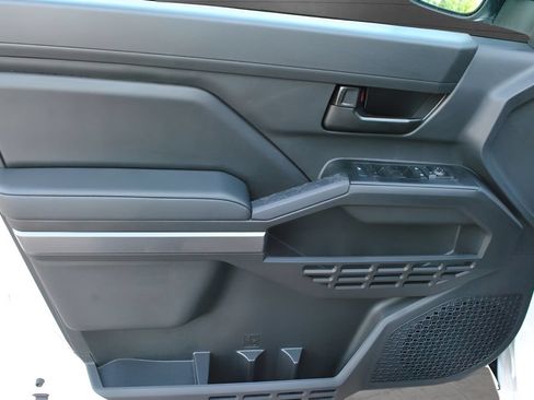 New 2026 Toyota Tacoma SR5 AWD/4WD image 5