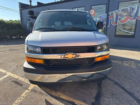 New 2025 Chevrolet Express 2500 w/ Enhanced Convenience Package RWD image 2
