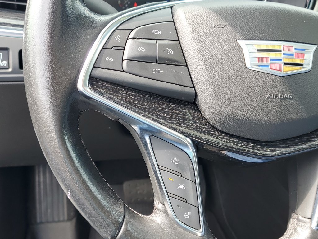 Certified 2023 Cadillac XT5 Premium Luxury w/ LPO, Floor Liner Package FWD image 10