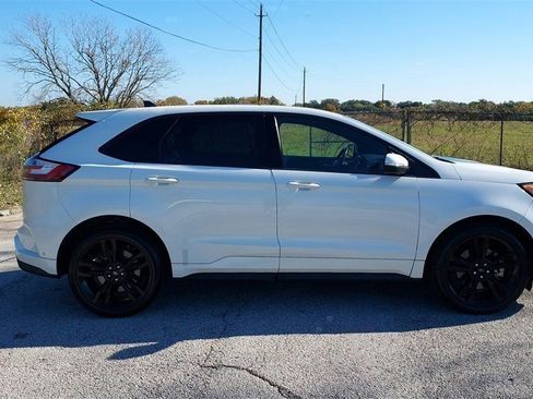 Used 2020 Ford Edge ST w/ Equipment Group 401A image 2