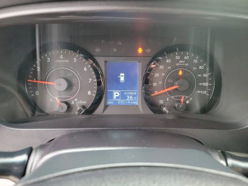 Used 2017 Toyota Sienna LE image 22