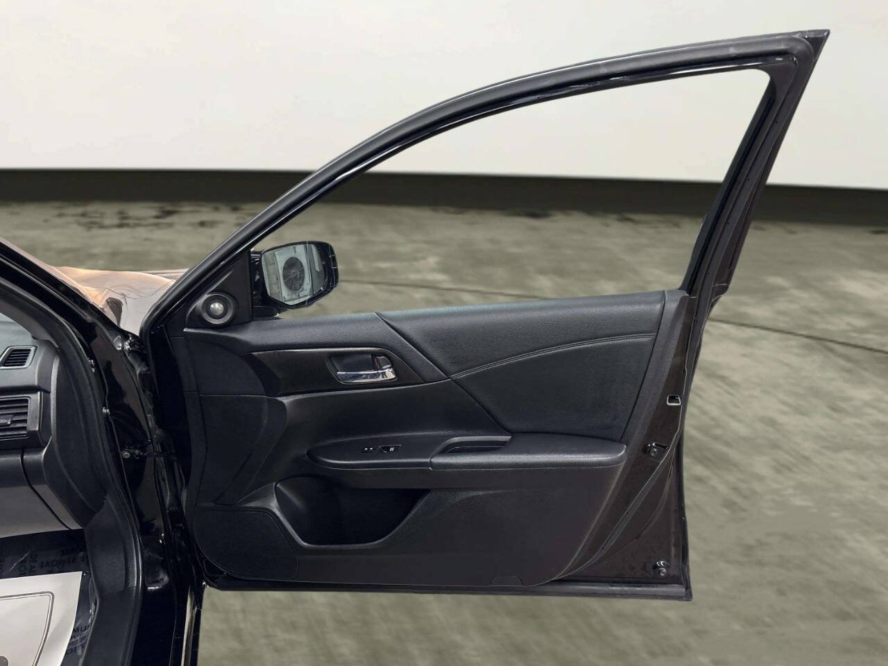 Used 2015 Honda Accord EX-L image 20